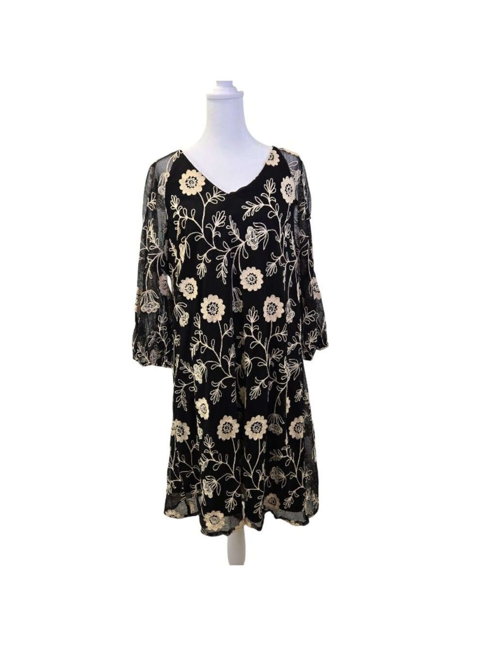 Julian Taylor Floral Embroidered Mesh Overlay Shift Dress Size 14W